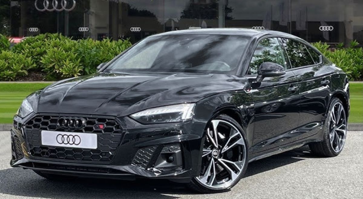 Audi S5 Sportback: परफॉर्मेंस और लग्ज़री का परफेक्ट संगम