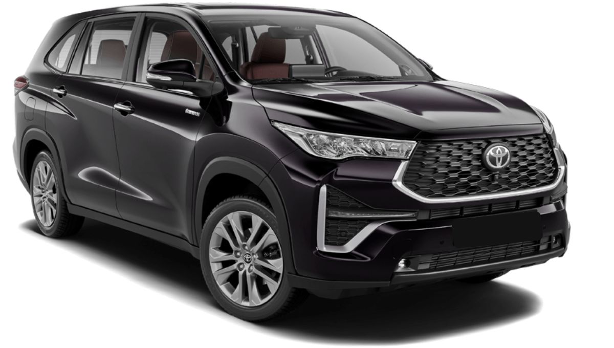 Toyota Innova Hycross